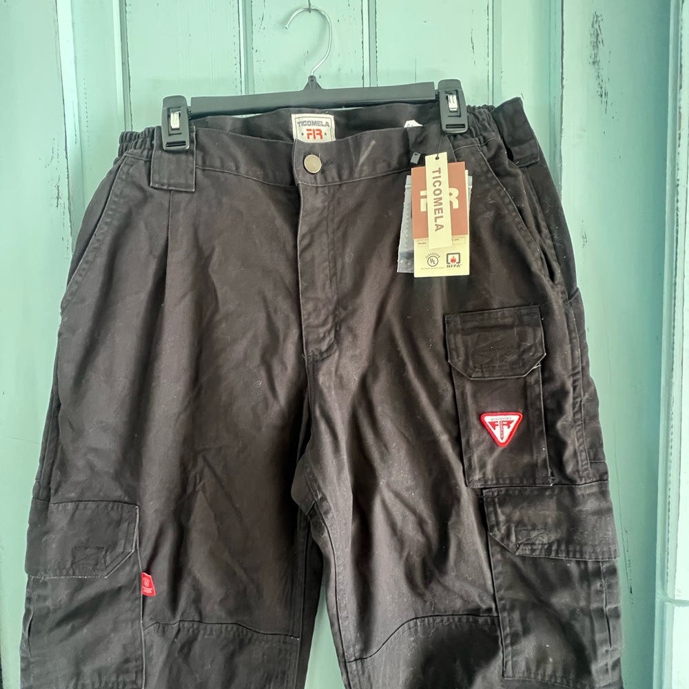 NWT Ticomela black flame resistant cargo Pants